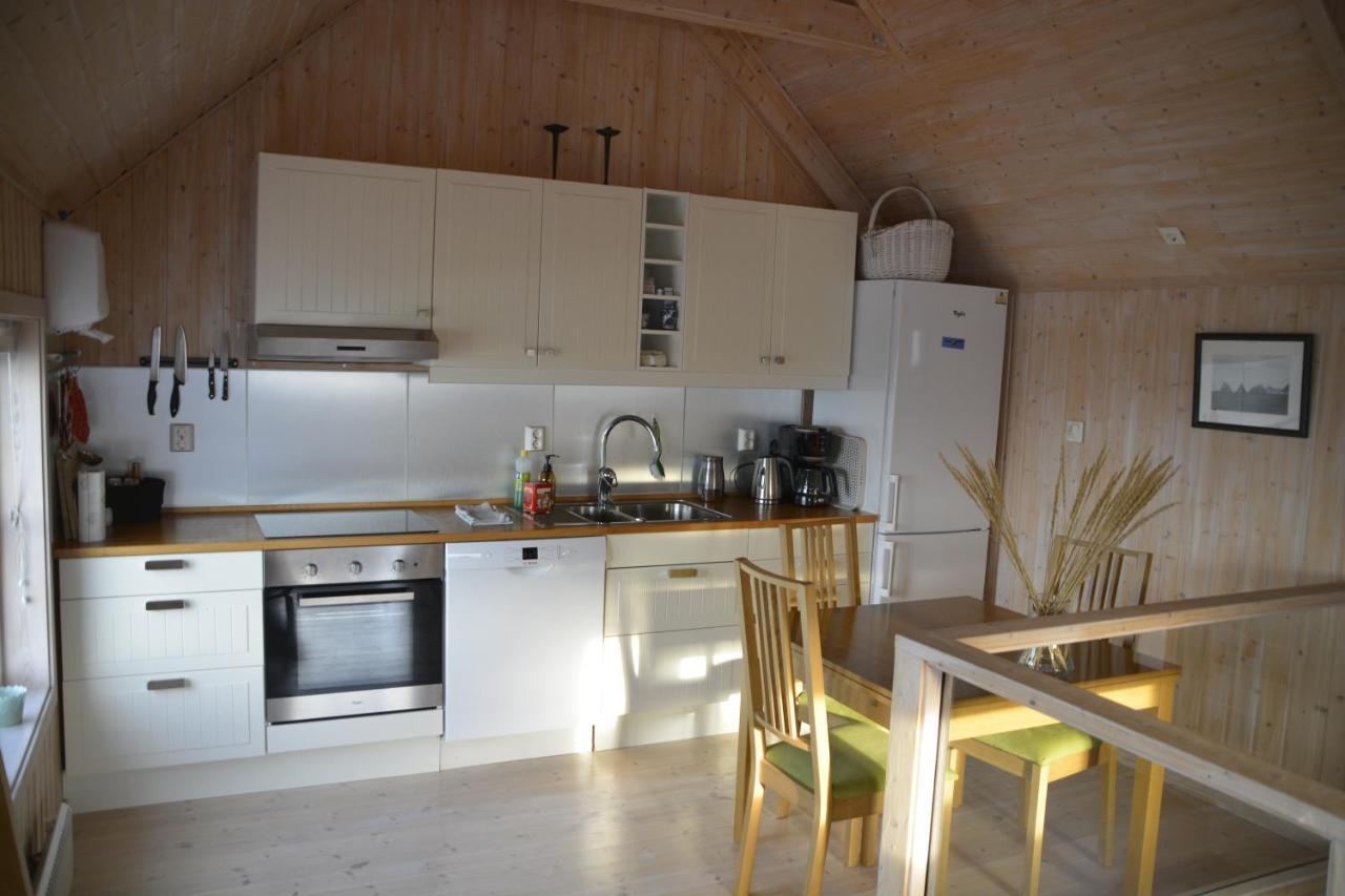 Frugga Feriehus Og Leilighet Straumsjoen Exterior foto
