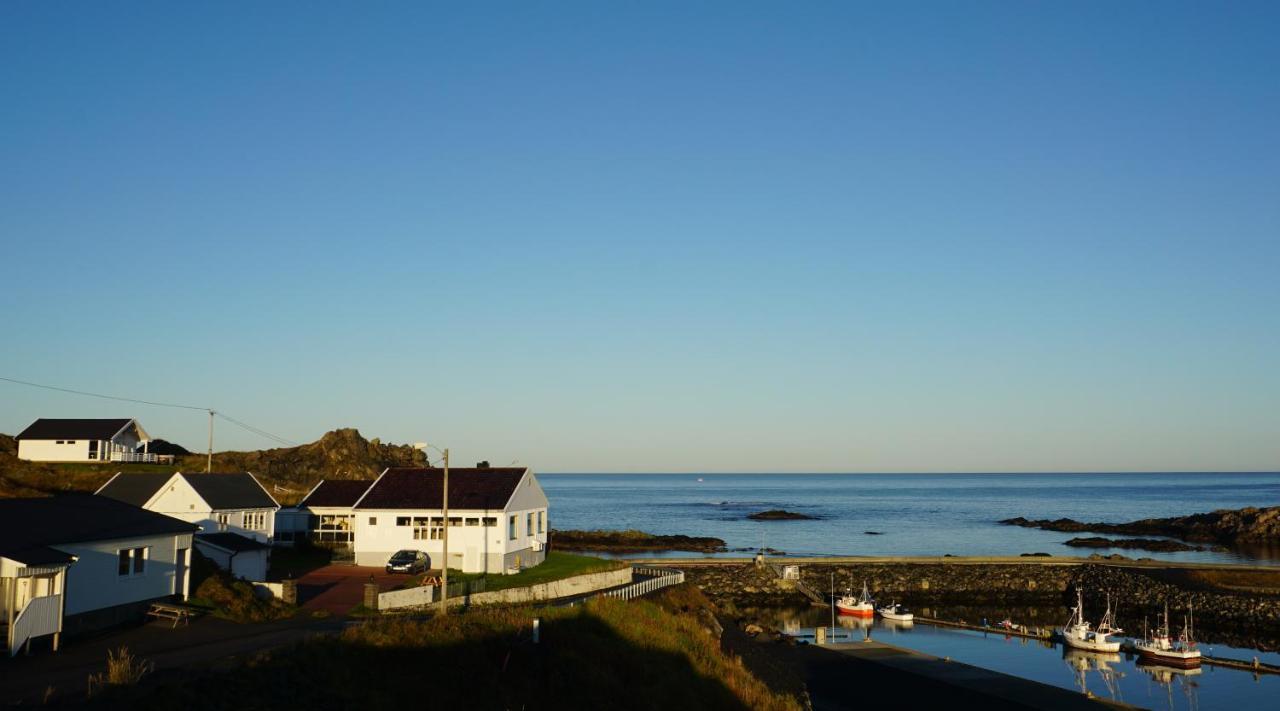 Frugga Feriehus Og Leilighet Straumsjoen Exterior foto